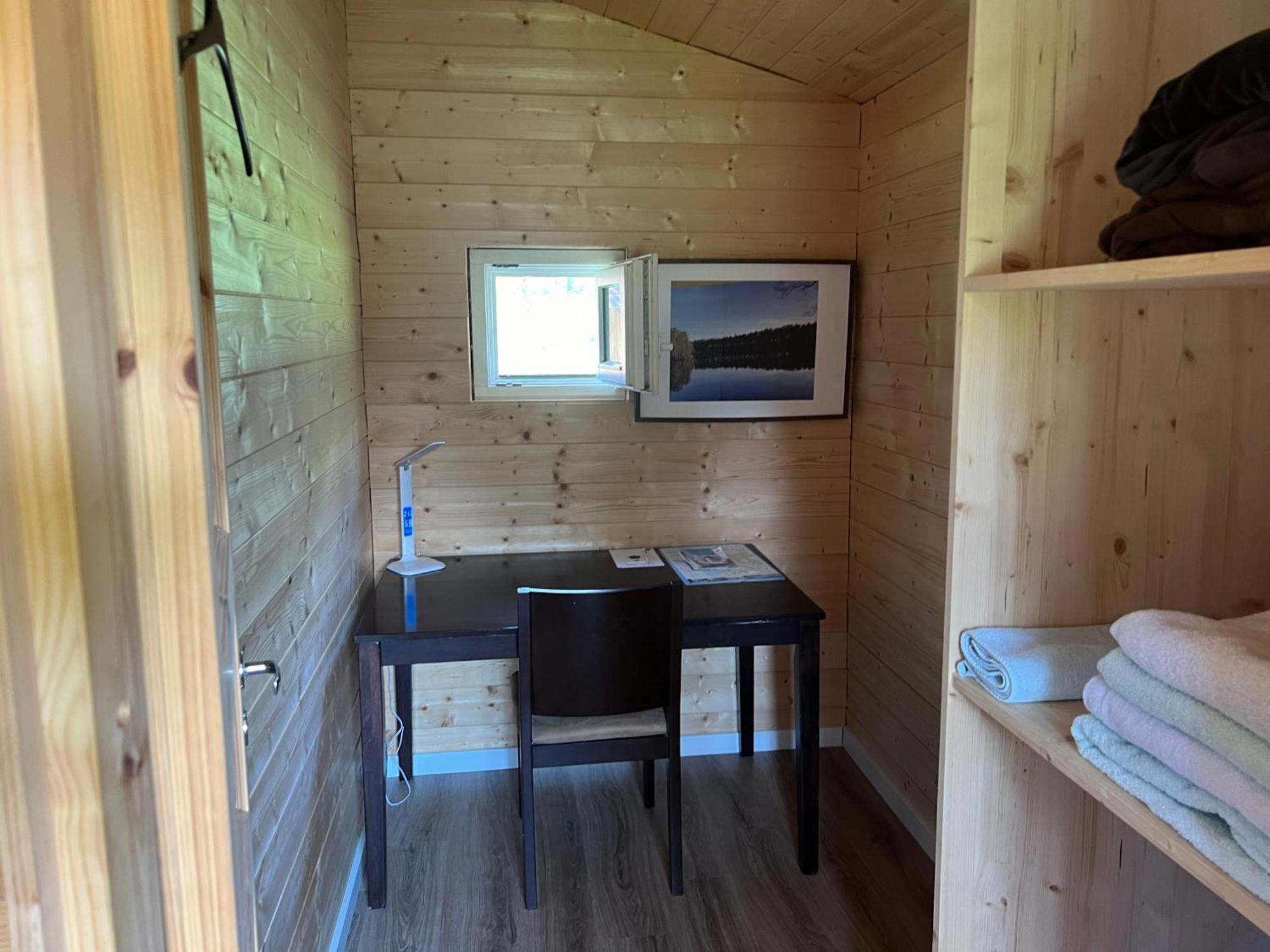 Marika Puhkekuela - Metsanurga Oeoemaja "Shared Bathroom" Nova Kültér fotó